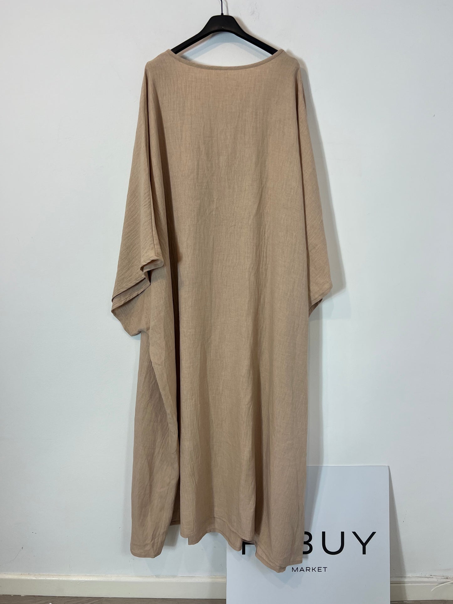 OTRAS. Vestido beige efecto caftán T.3xl