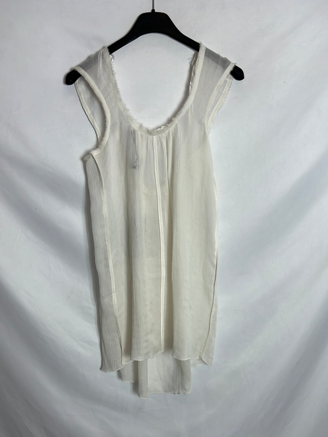 ZARA. Blusa beige semitransparente T.m