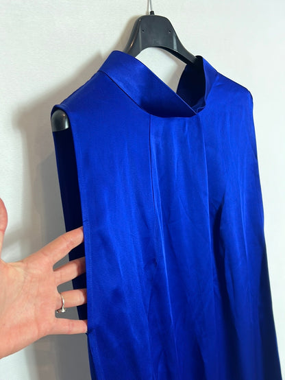 LALY. Vestido largo azul satinado aperturas. T M