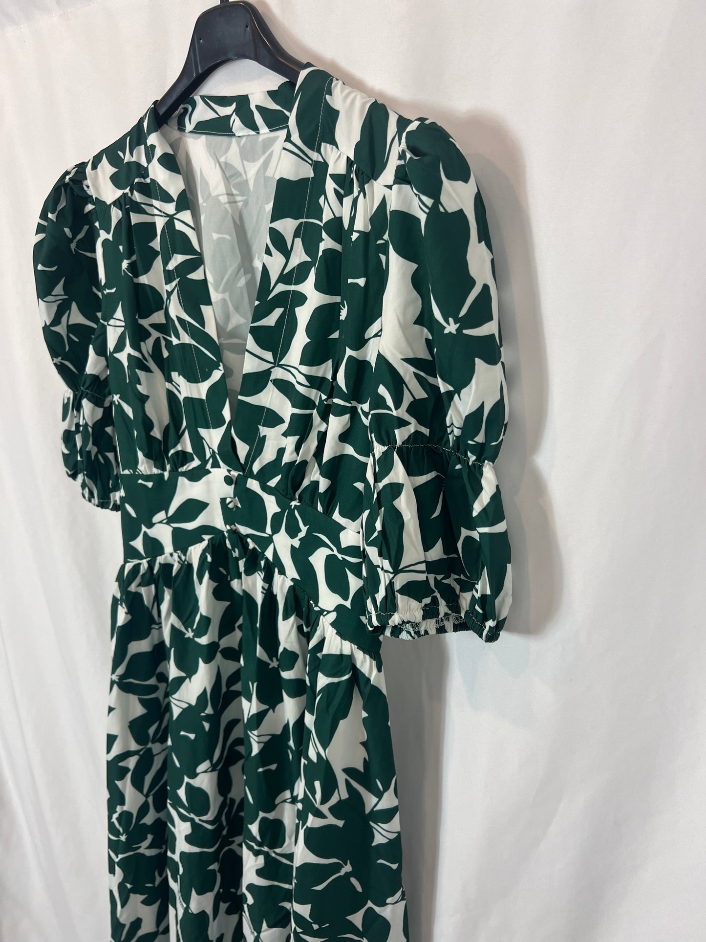 OTRAS. Vestido largo estampad verdes. T S