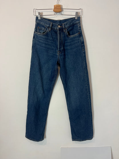 MASSIMO DUTTI. Denim recto abotonado. T 34