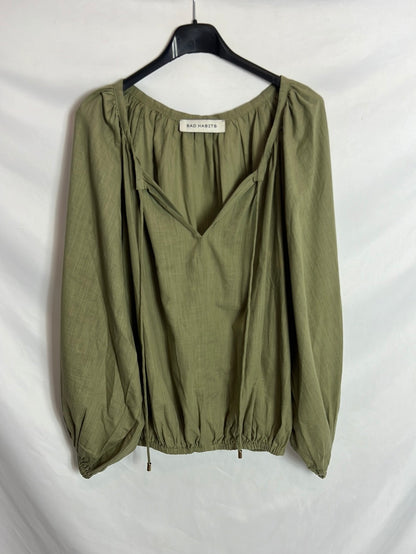 BAD HABITS. Blusa verde oversized . T XS