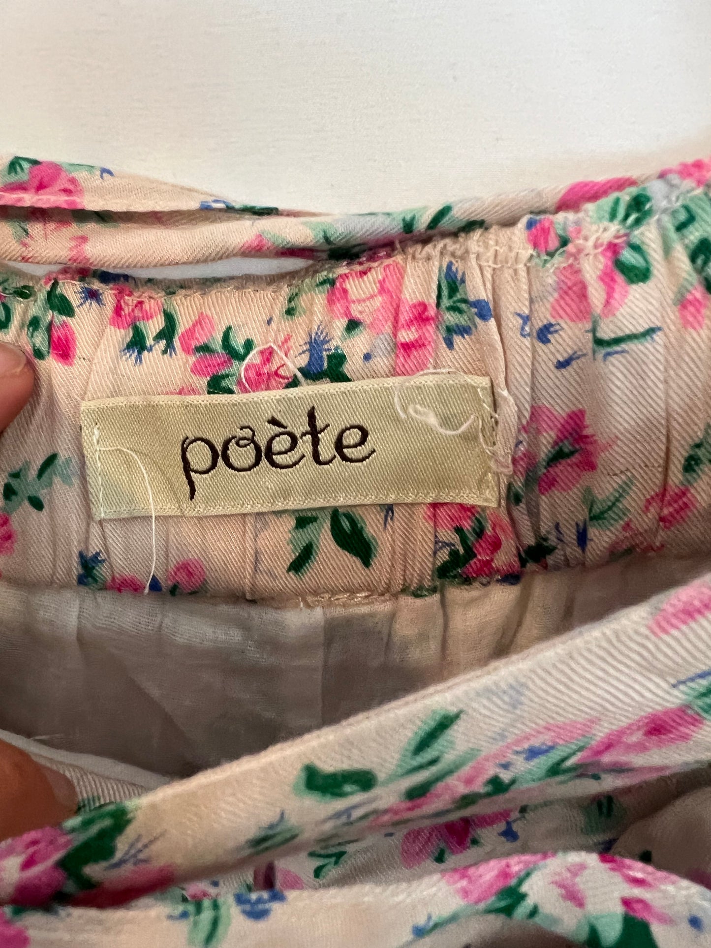 POÉTE. Pantalón corto fluido estampado. T S