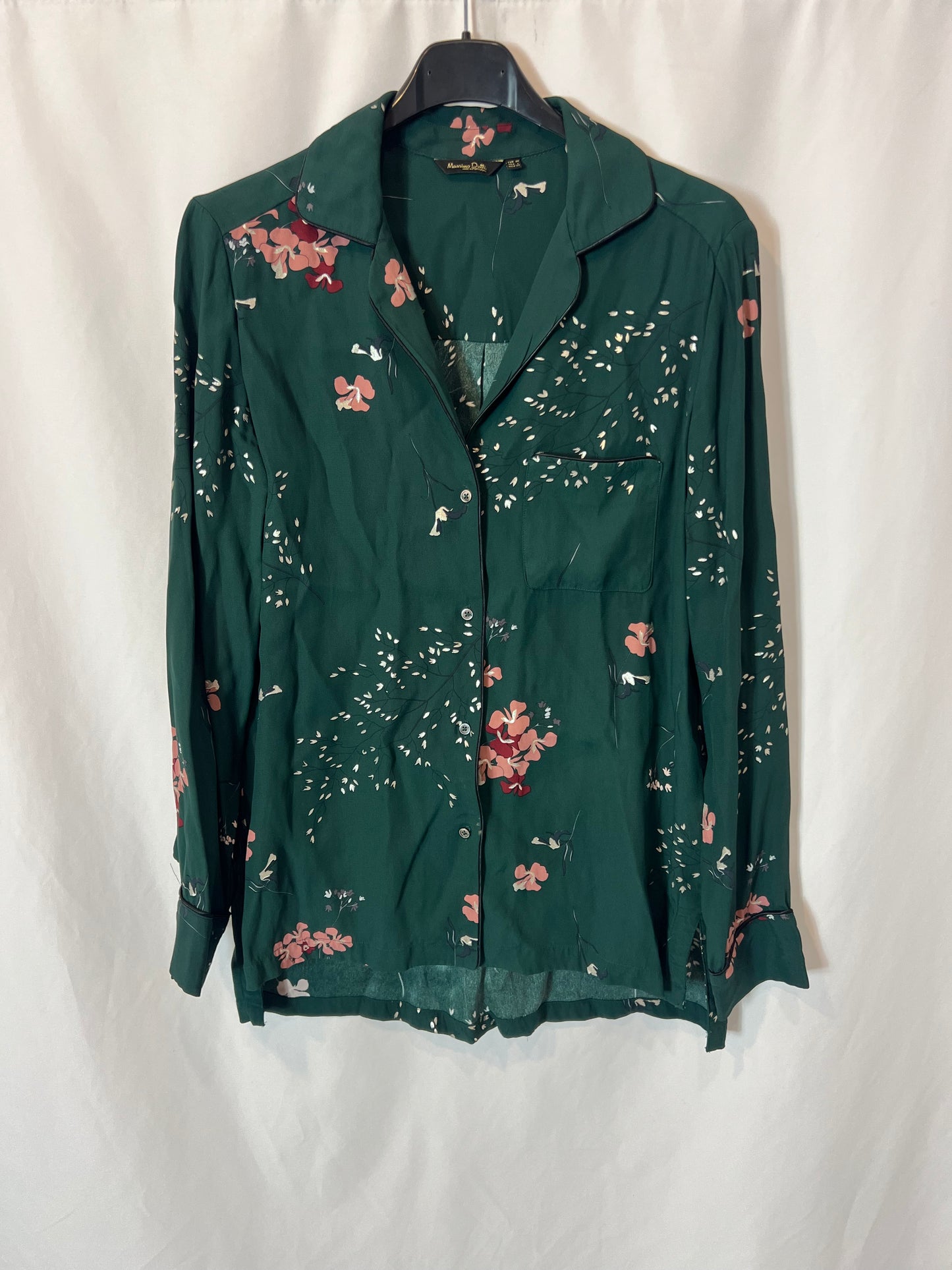 MASSIMO DUTTI. Total look verde flores T.36/38