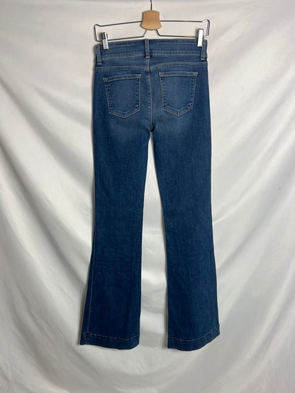 J BRAND. Denim campana elástico. T 27(36)