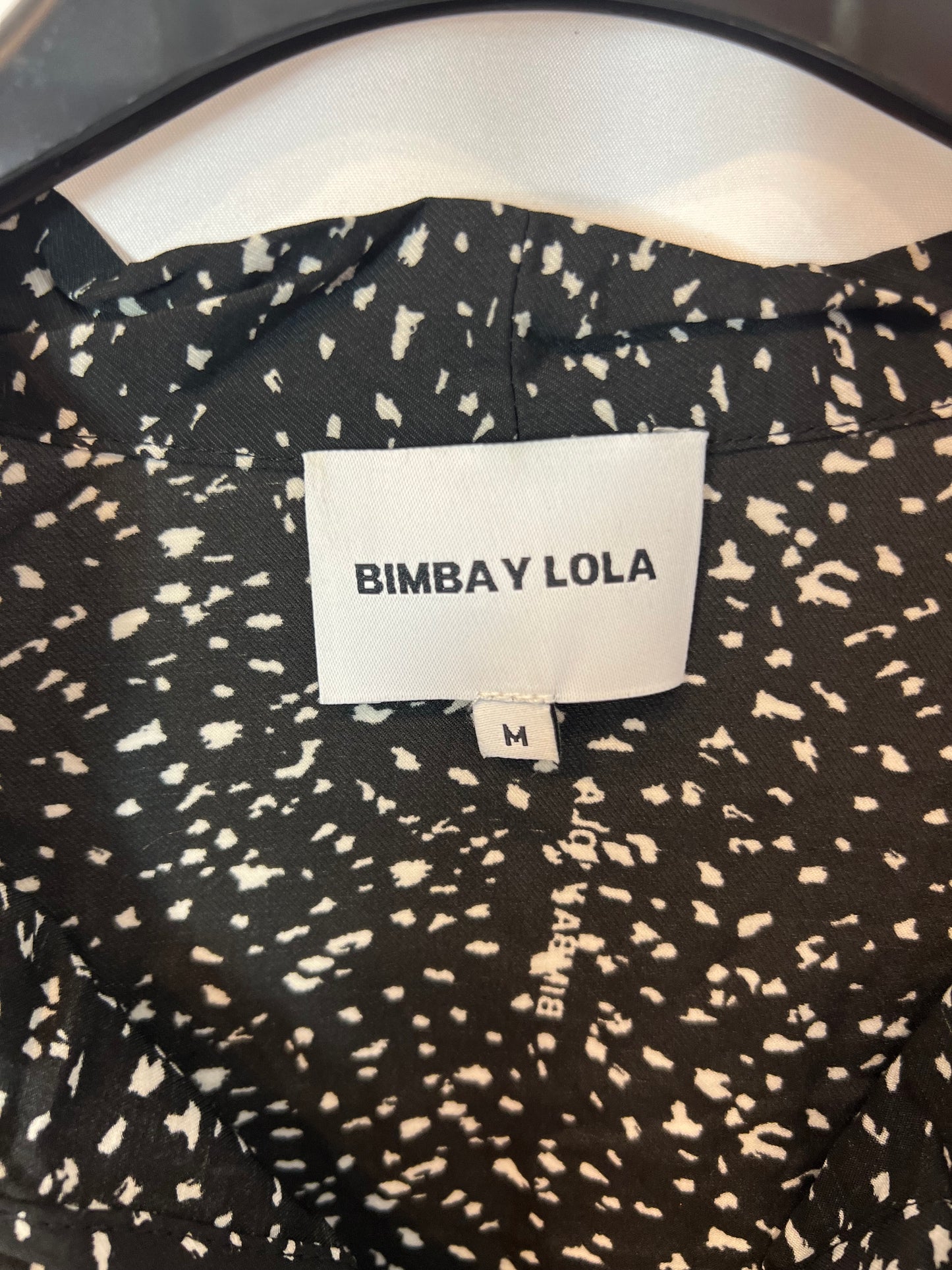 BIMBA Y LOLA. Vestido corto estampado fluido. T M