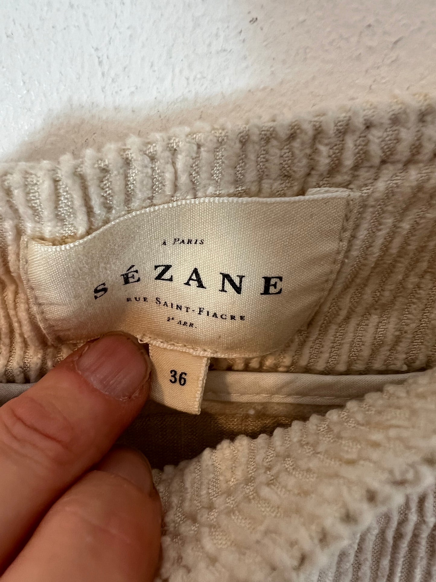 SEZANE. Pantalón fluido pana beige T.36