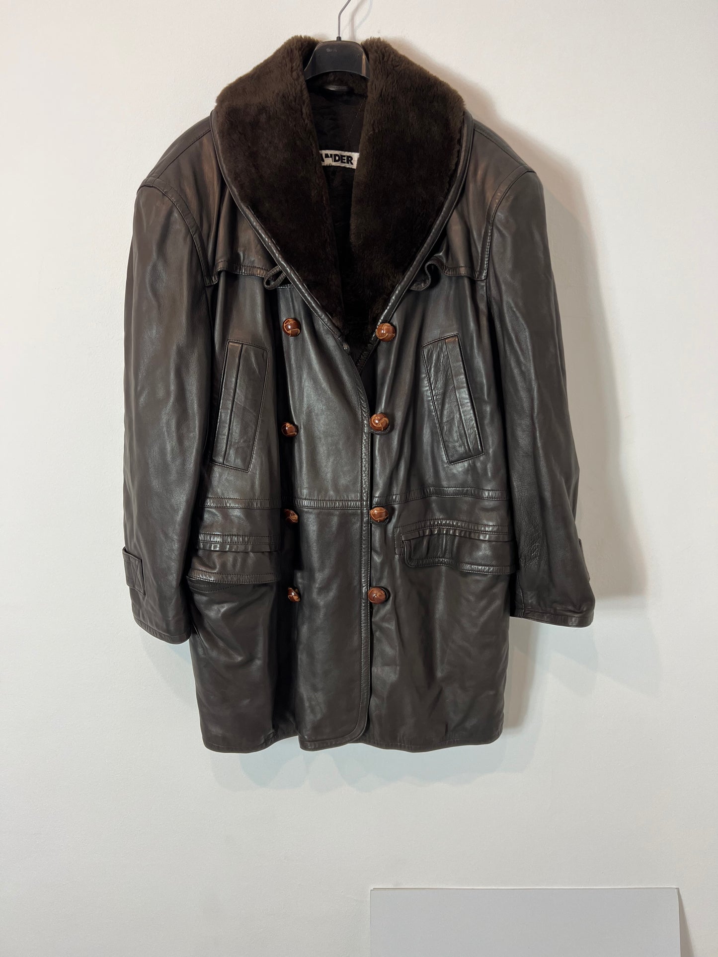 JIL SANDER. Chaqueta marrón, T 40