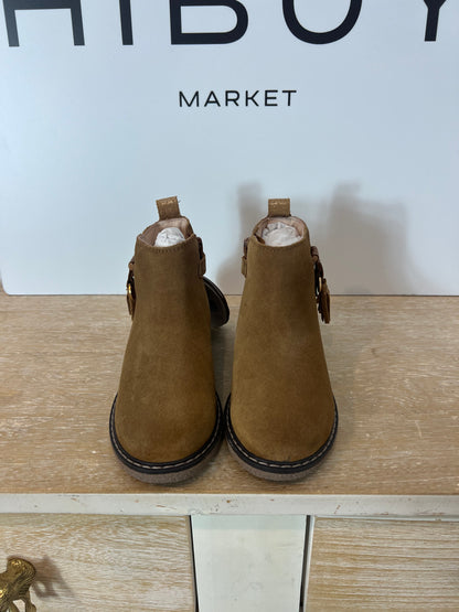 MAYORAL. Botas camel de piel T.27