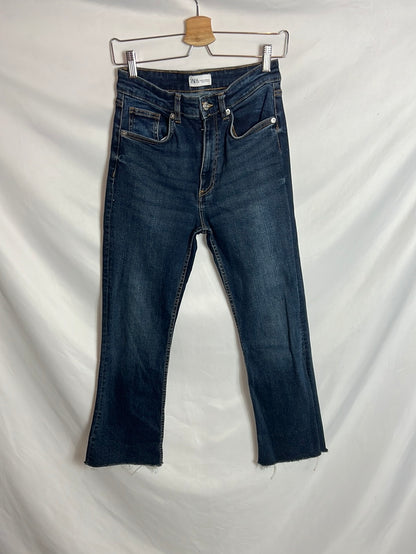 ZARA. Denim ligeramente acampando oscuro. T 38