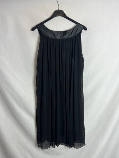 SILVIAN HEACH. Vestido corto negro hada escote . T L