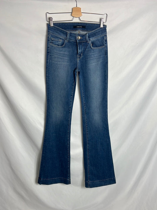 J BRAND. Denim campana elástico. T 27(36)