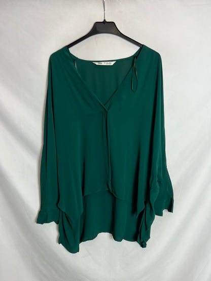 ZARA. Blusa verde fluida . T L