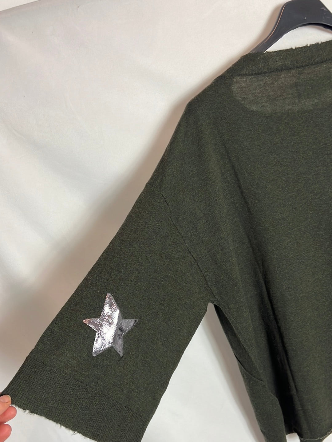 ZADIG&VOLTAIRE . Jersey verde cashmere detalle estrellas. T XS