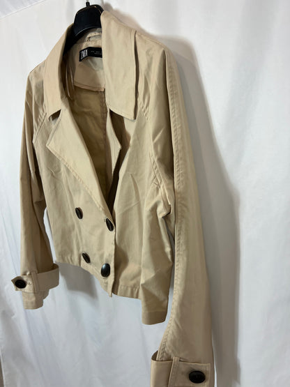 ZARA. chaqueta corta beige T.s