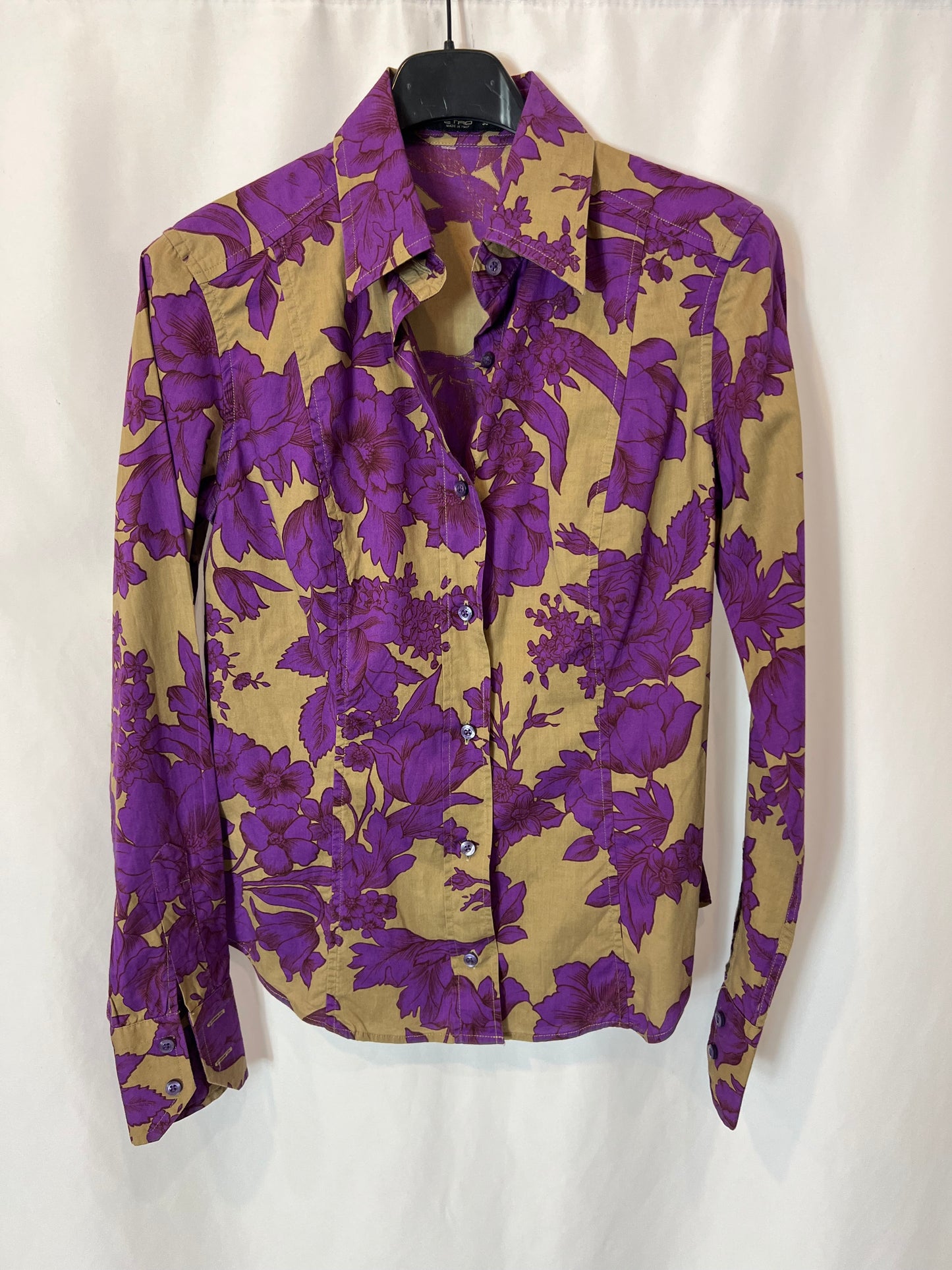 ETRO. Camisa flores moradasT.38(xs)