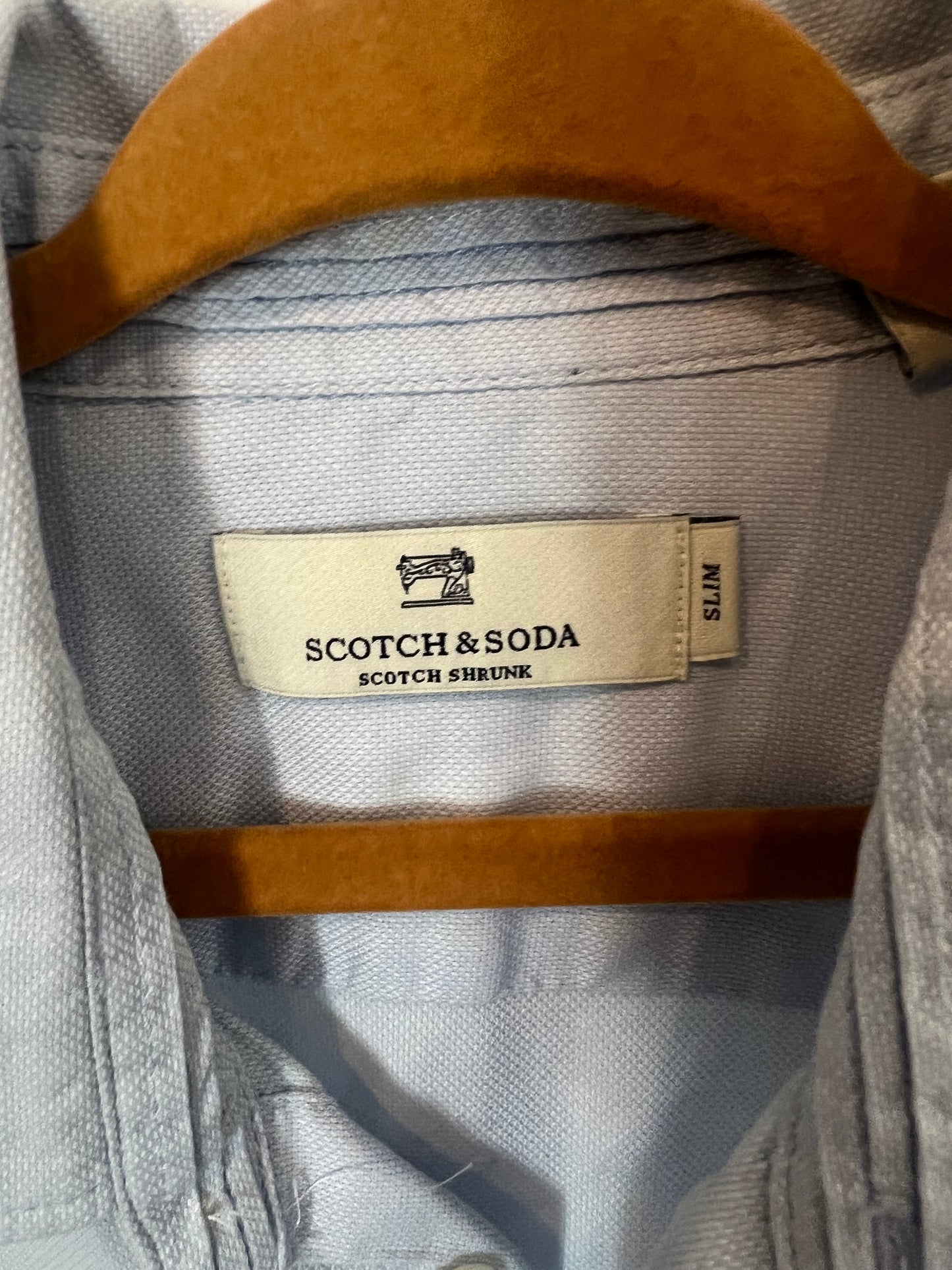 SCOTCH&SODA. Camisa azul claro. T 8 años