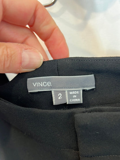 VINCE. Pantalón negro pinas T.M