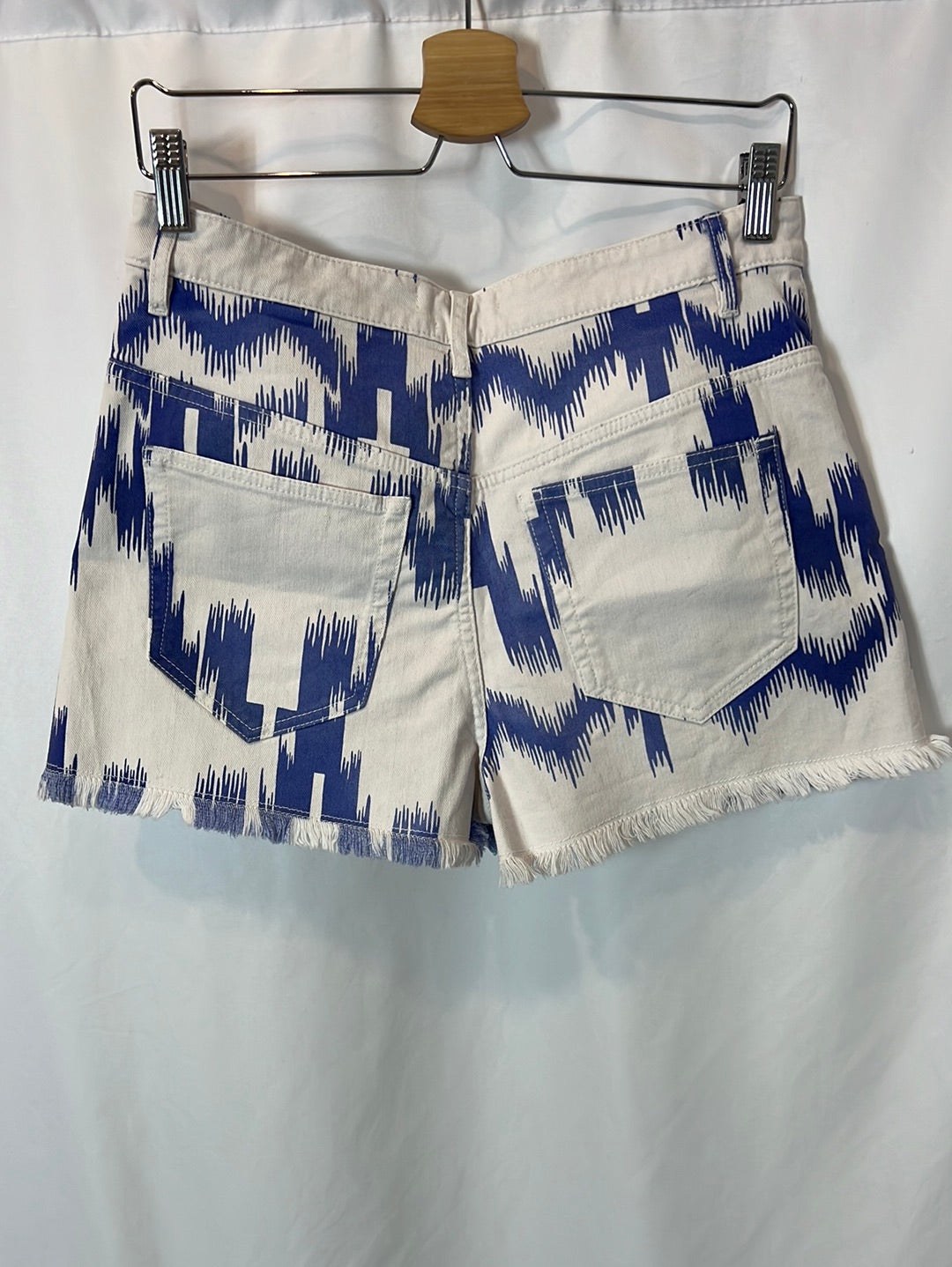 ISABEL MARANT ETOILE. Denim shorts estampados. T 36