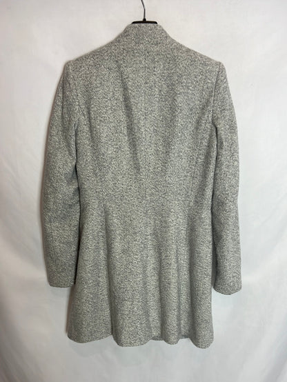 ZARA. Abrigo/ chaqueta larga gris jaspeado. T M