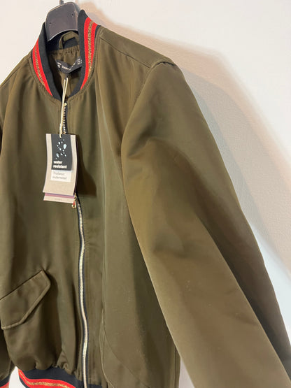 ZARA. Bomber verde detalles. T XS