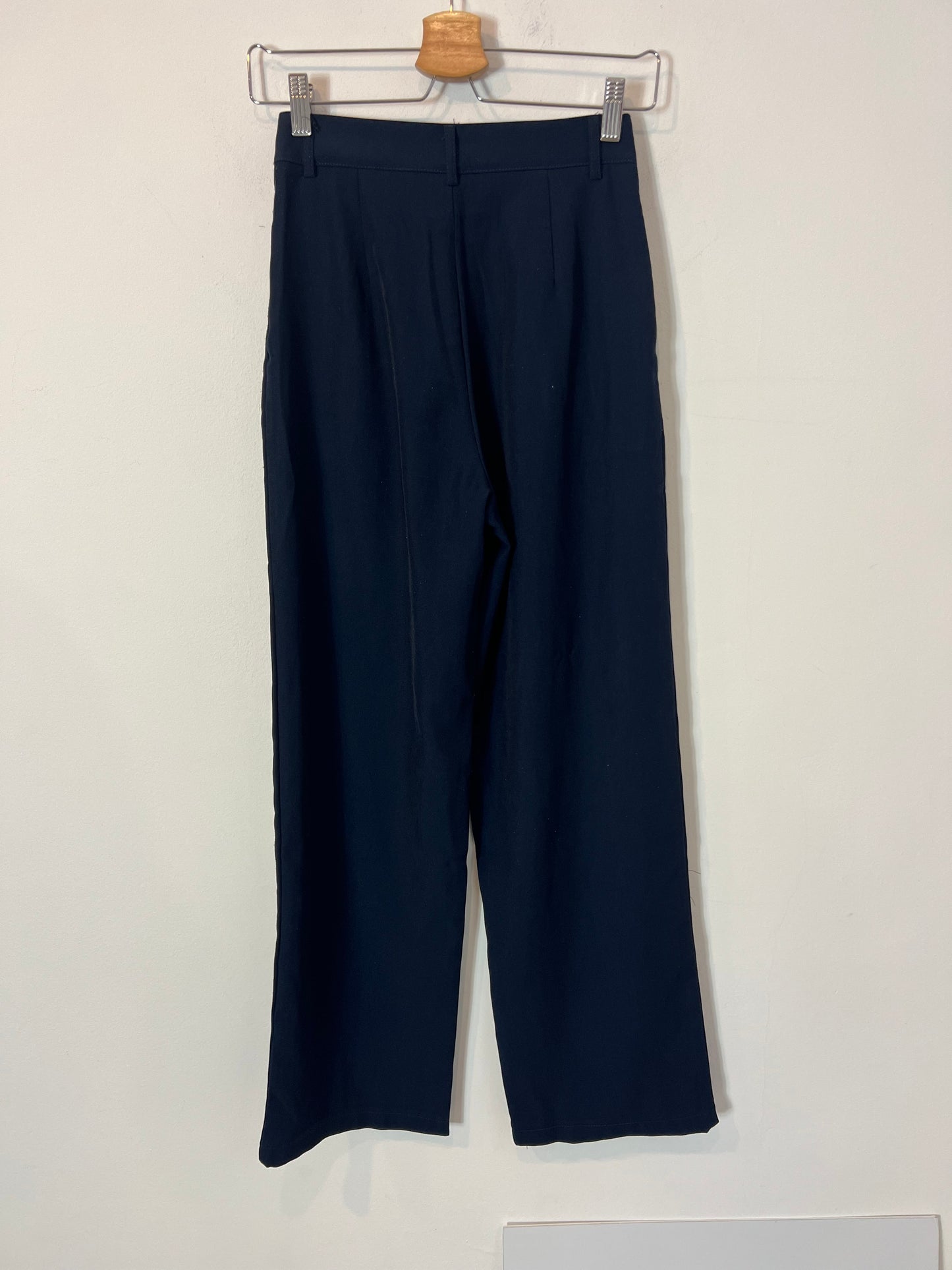 OTRAS. Pantalón azul pinzas T.u(32)