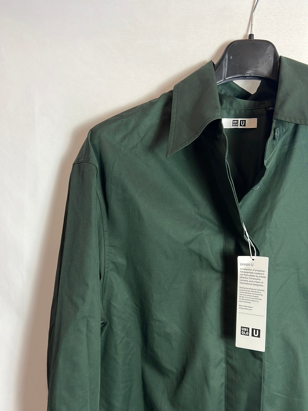 UNIQLO. Camisa verde oscuro algodón. T XS