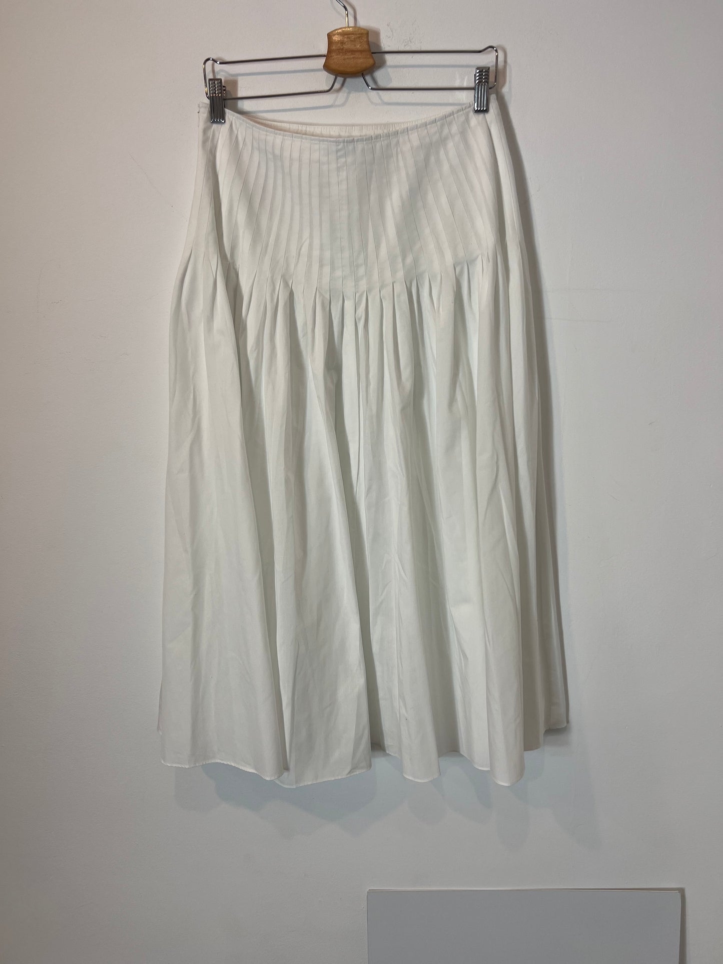 MASSIMO DUTTI. Falda midi blanca T.s