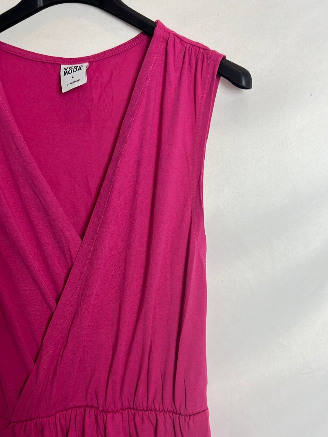 VERO MODA. Vestido algodón rosa cruzado. T M