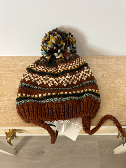 ZARA. Gorro marrón greca. T 3-5 años