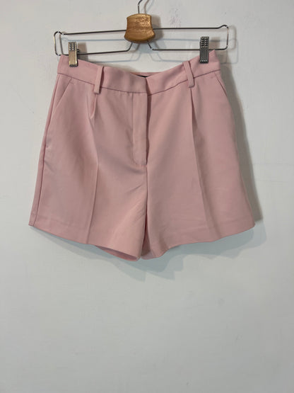 ZARA. Pantalón corto rosa  T.s