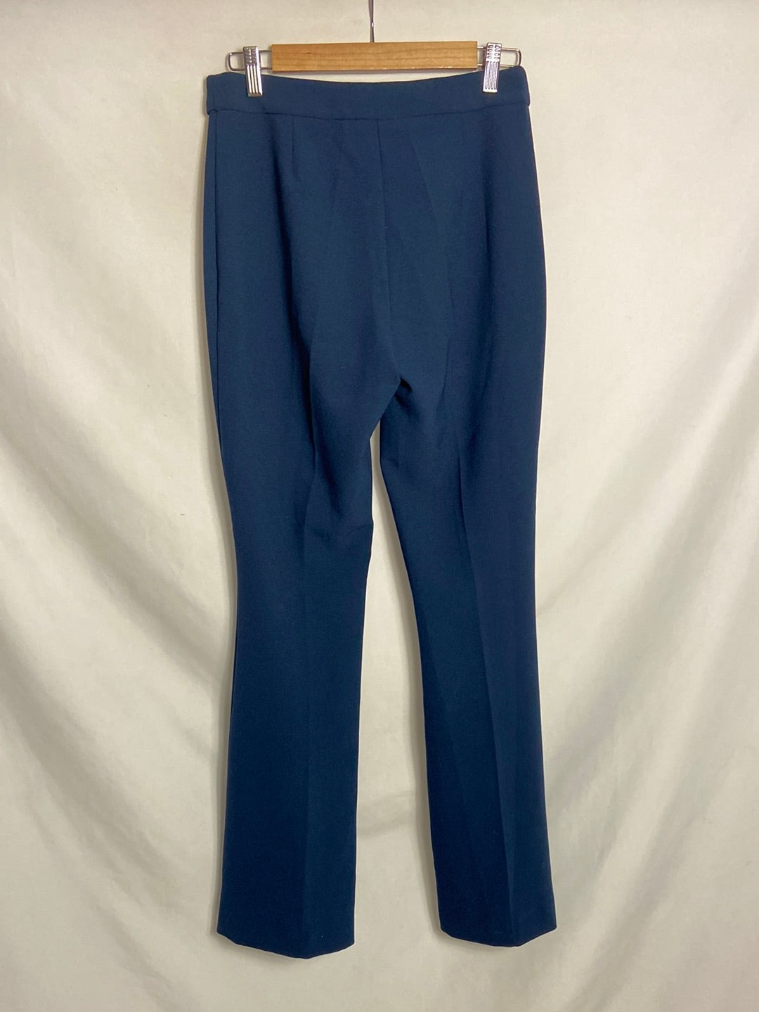 FORMULA JOVEN. Pantalón azul botones dorados. T 40