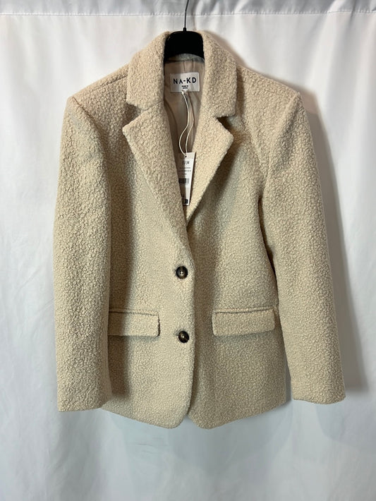 NA&KD. Abrigo beige borrego estilo blazer T.34