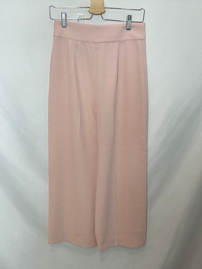 ZARA. Pantalón rosa pata ancha T.S