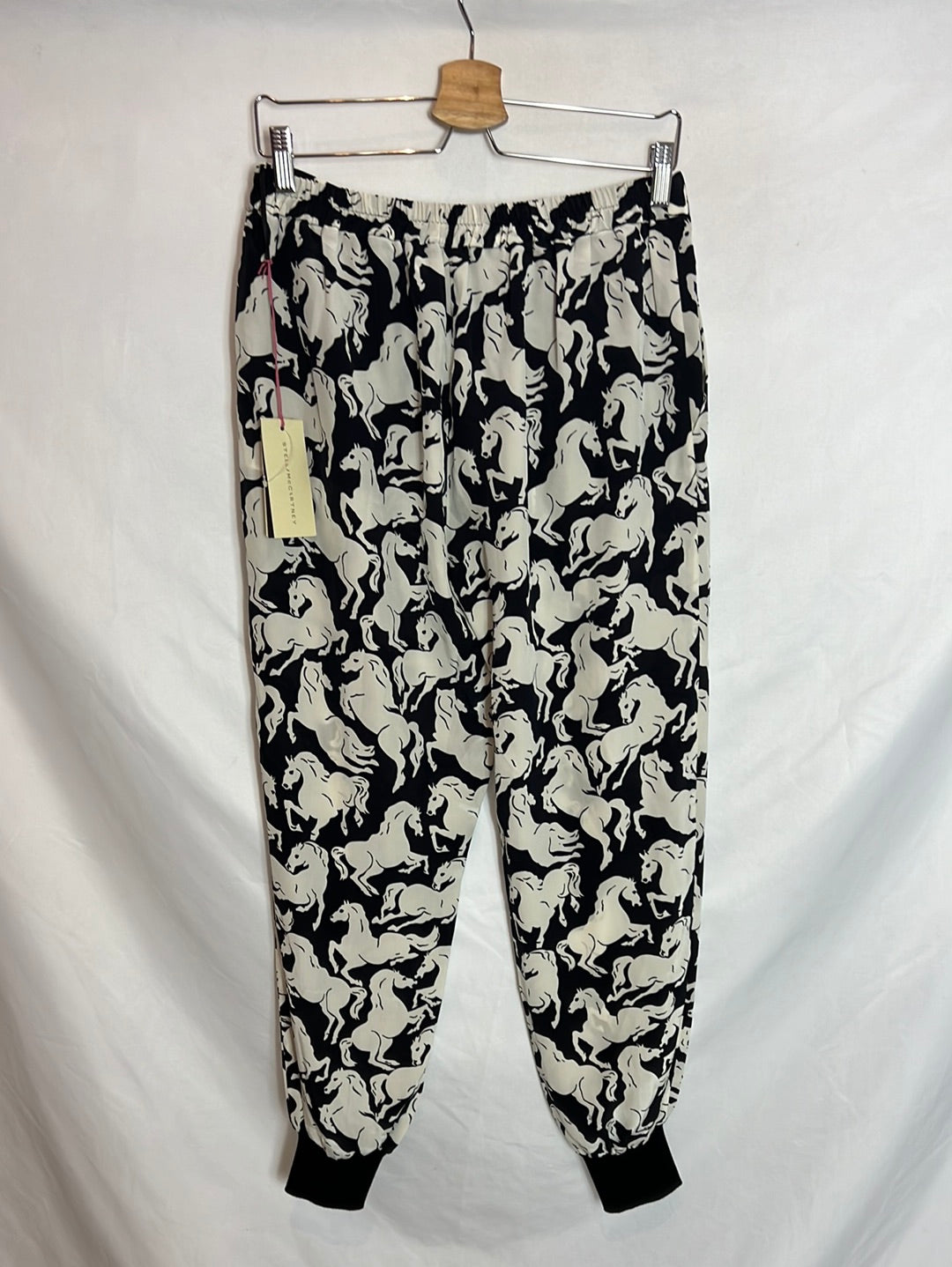 STELLAMcCARTNEY. Pantalón seda caballos. T 42