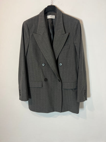 MANGO. Blazer gris rayas diplomáticas T. m