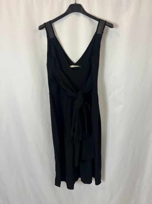 PRADA. Vestido negro detalle hombros. T 42