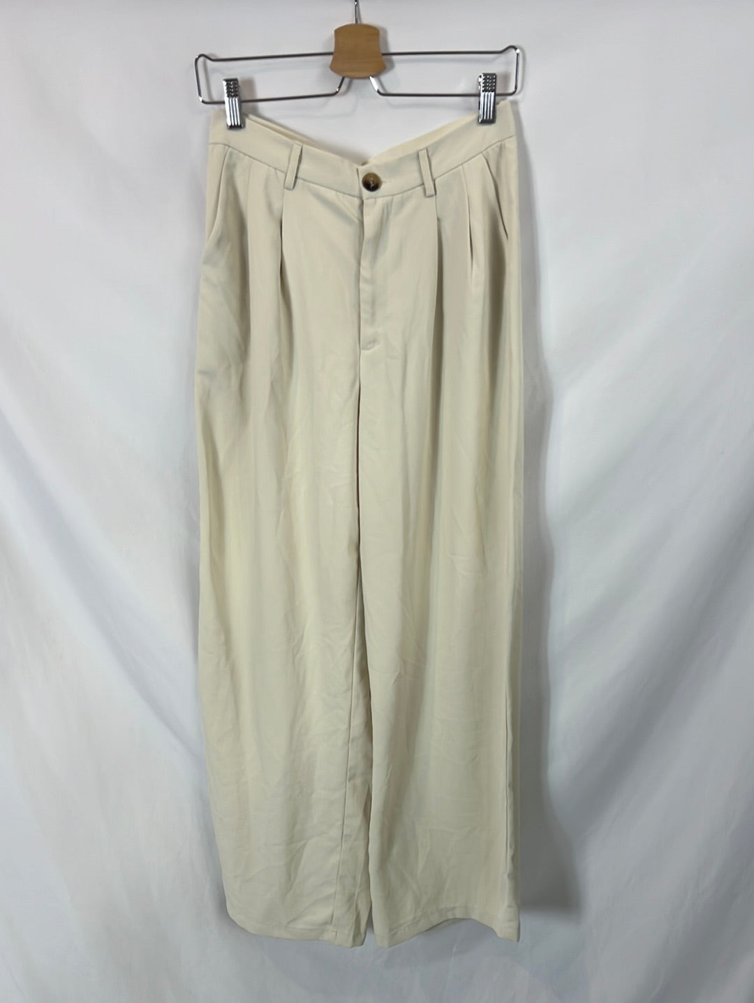 OTRAS.Pantalón beige pinzas T.m