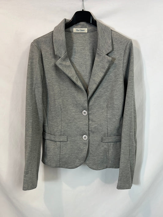 THE CLOSET. Blazer gris entallada T.m