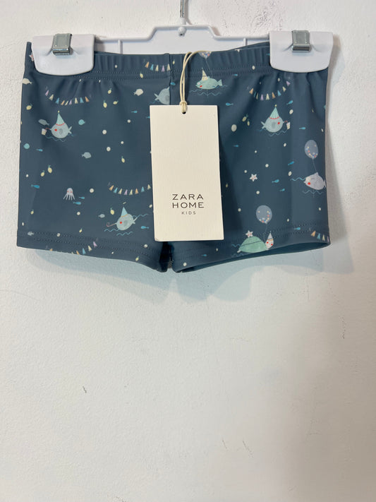 ZARA HOME. Bañador licra estampado. T 4-5 años