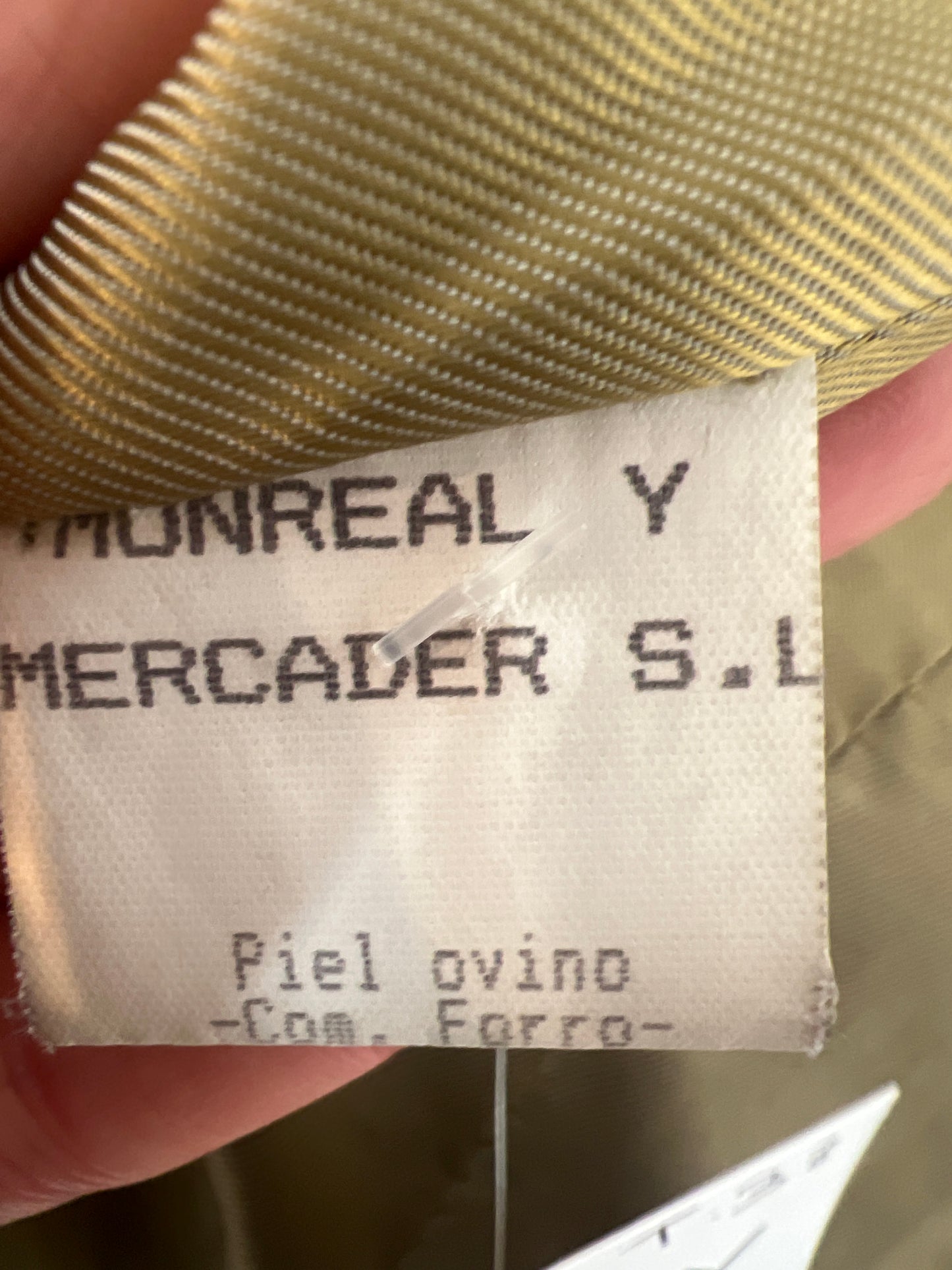 MONREAL Y MERCADER. Chaqueta piel vintage y cuello pelo vison T .38