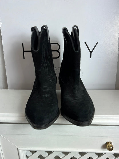 BA&SH. Botines negro piel  bordados. T 39