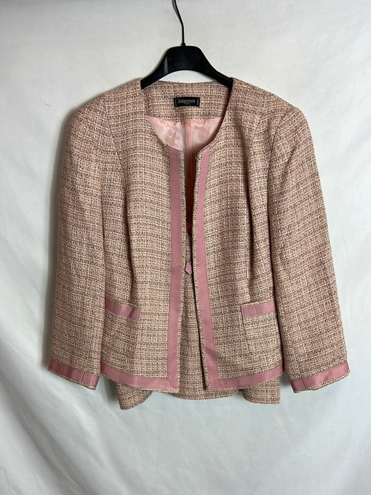 SINÉQUANONE. Total look blazer y top tweed tonos pastel. T 40