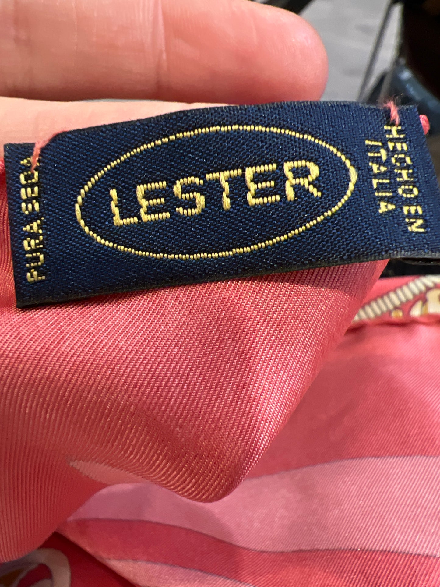 LESTER. Pañuelo seda estampado