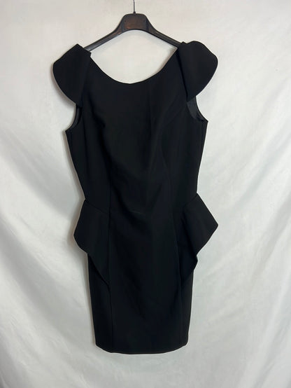 SUITEBLANCO. Vestido negro  espalda baja. T M