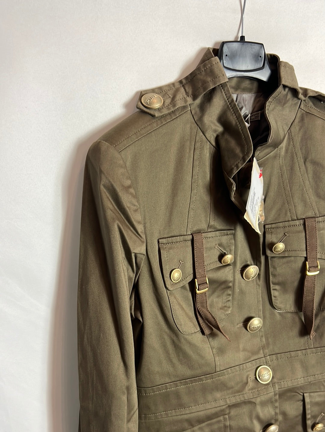 PINKO. Chaqueta verde estilo militar. T 38