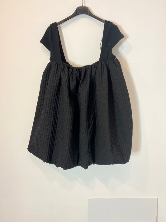 ZARA. vestido negro textura abullonado. T S