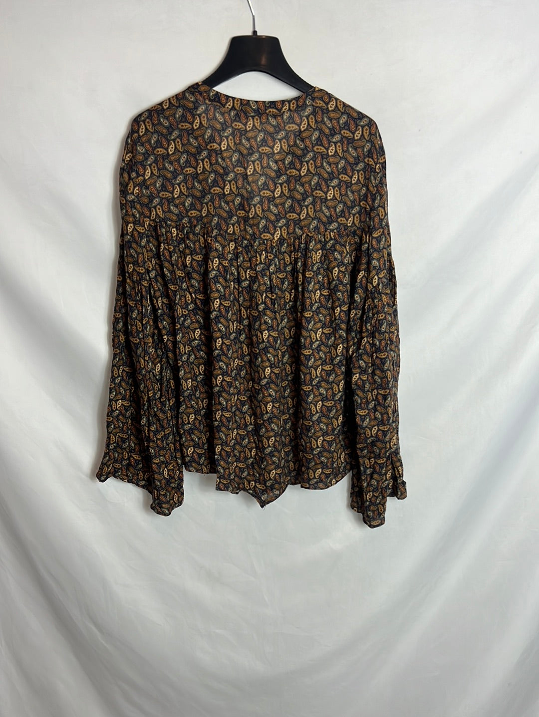 ZARA. Blusa estampada T.m