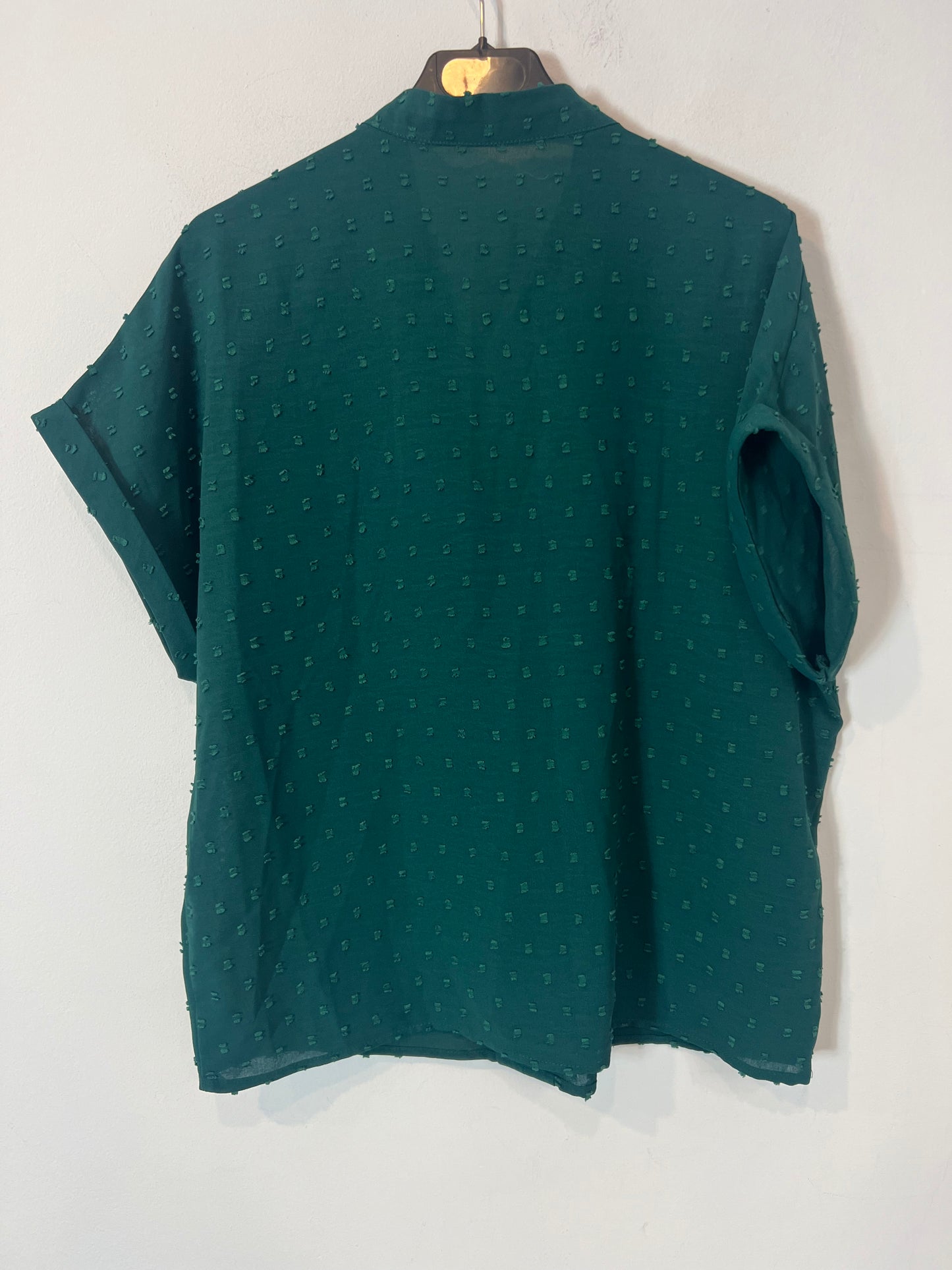 SHEIN. Blusa verde plumeti T.l