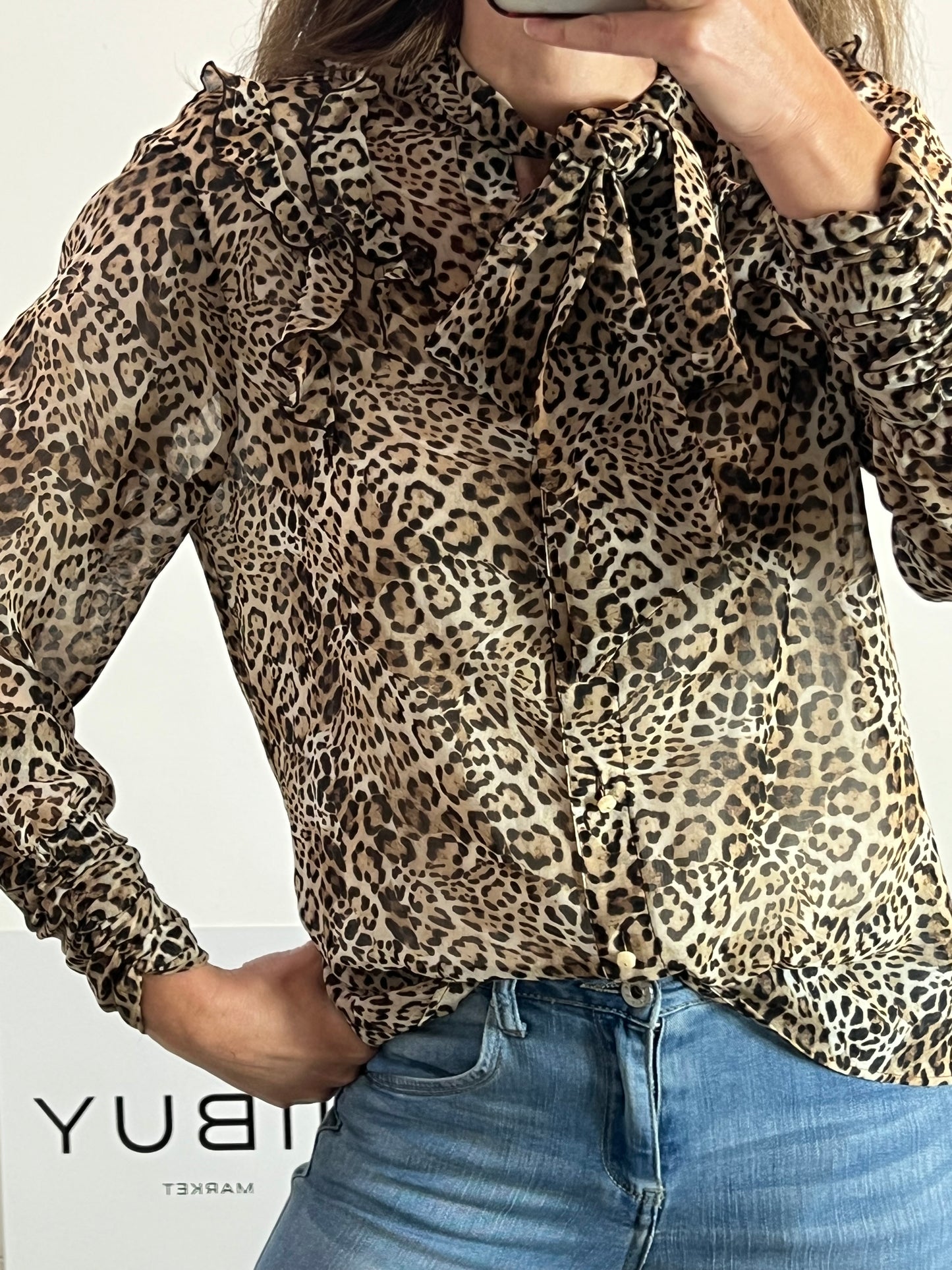 ZARA. Blusa animal print semitransparente . T M